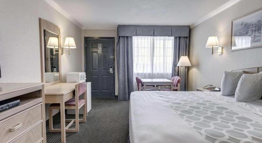 Econo Lodge Van Horn Extérieur photo